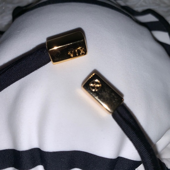 vix paula hermanny bikini white and black top - Picture 4 of 7